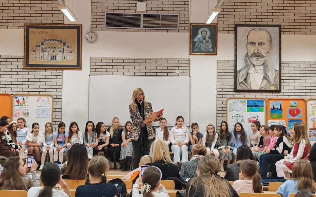 Поетско вече
